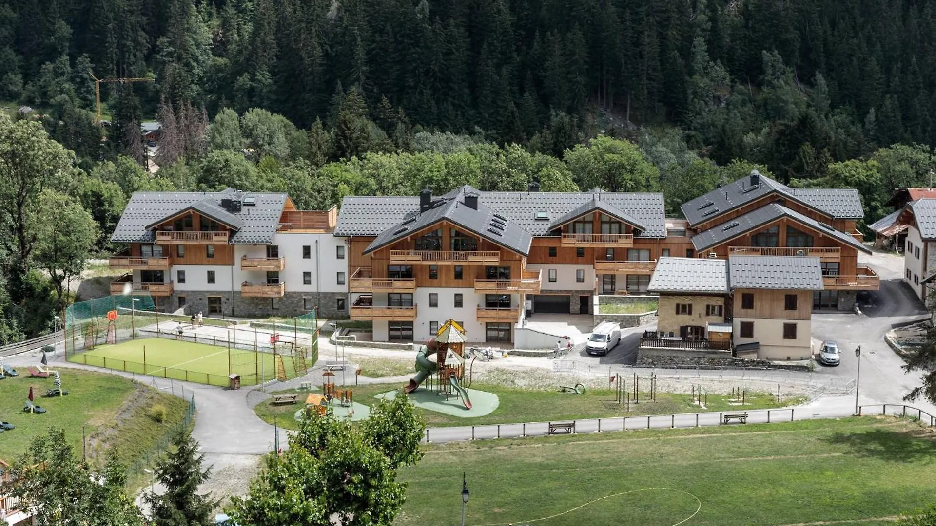 Appartement Cosy 4-6 Pers, Parking, Conciergerie, Piscine, Spa, Ski A 2 Min - Fr-1-638-11 La Plagne 0*,  France